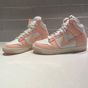 Nike Women’s Dunk High 1985 Shoes